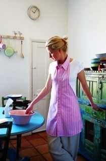 Butt-On Down Shirt Apron