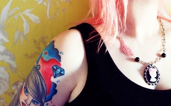 Rock 'N Roll Bride Cameo Necklace