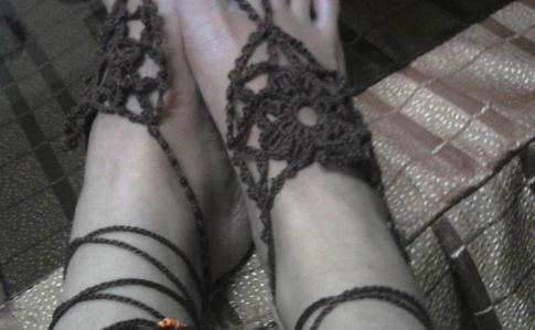 Brown Flower Design Barefoot Crochet :)