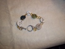 Button Bracelet