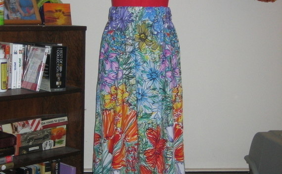 Elastic Waist Maxi Skirt