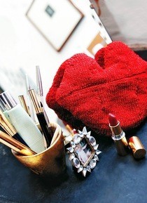 Pucker Up Purse