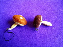 Non Woven Fabrics Mushrooms