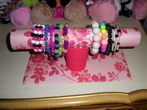 Bracelet Stand/Display/Holder!
