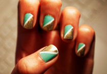 Half Triangle Nails