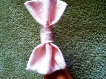 Pretty Felt Bow :)