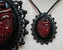 Anatomical Heart Cameo