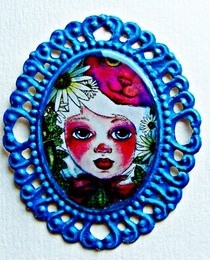 Make The Perfect Cameo Brooch