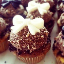 Adorable Bows For Mini Cupcakes