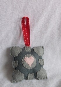 Companion Cube Keyring
