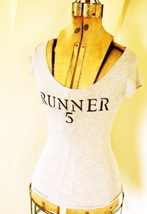 Zombies, Run! Stencilled T Shirt.