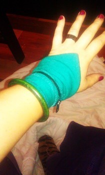 Purse   Wrist 