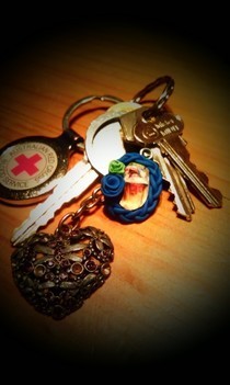 Cameo Key Ring With Personalised Photograph
