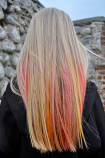 Coloured Hair Using Chalk Pastels!