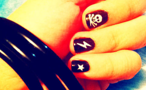 Rocker Nails