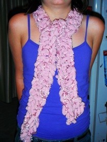 How To Finger Knit.