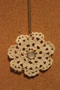 Old Gold Lace Necklace