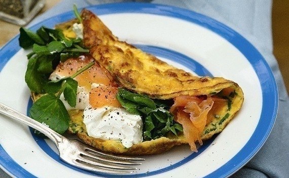 Smoked Salmon And Cream Cheese Omelette