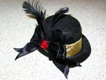 *Adorable Mini Top Hats*