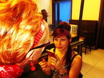 Amy Winehouse   Easy Bee Hive Hair Up Do