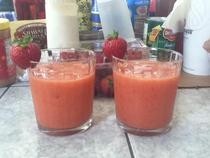 Peach And Strawberry Smoothie