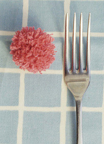Tiny Fork Pom Pom's 