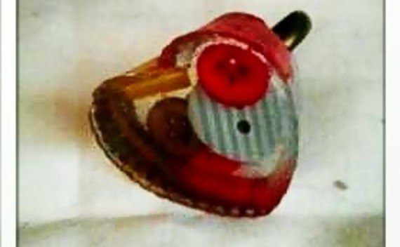 Button Heart Ring