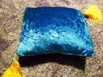 Toss Pillow