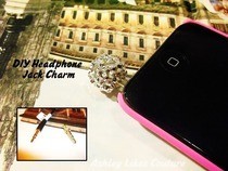 Headphone Jack Charm