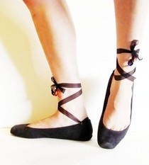 Ballet Style Toe Shoes