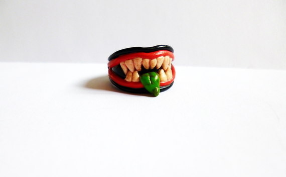 Monster Ring