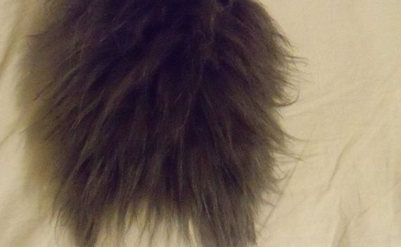 Making A Fox Tail Out Of Yarn
