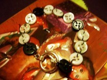 Button Bracelet
