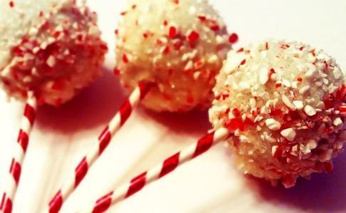 Starbucks Peppermint Brownie Cake Pops