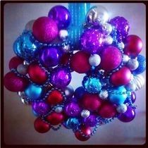 Funky Festive Bauble Wreath!