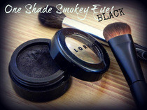 One Shade Smokey Eyes