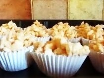 White Chocolate Rice Crispy Cakes