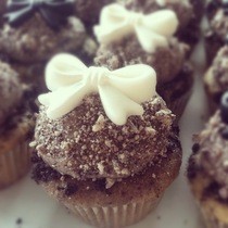 Adorable Bows For Mini Cupcakes