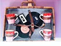 Wand Hanging Picknick Basket