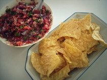 My Ridiculously Easy, Healthy Homemade Salsa