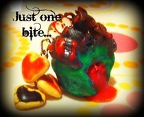 Poisoned Apple Inspired Cupcake Charm 