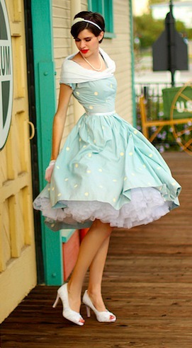 Alexandra from Into The Woods · DIY Fashionista · Cut Out 