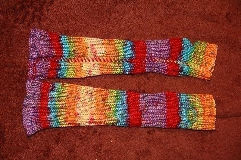 Rainbow Arm Warmers · An Armwarmer · Yarn Craft and Knitting on Cut Out