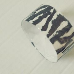 How to make paper bracelets · Craft tutorials and inspiration categorized as Paper Bracelets on ...