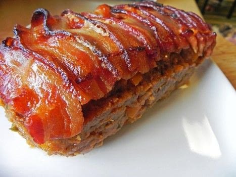 Mega meatloaf for a mega appetite! .  Free tutorial with pictures on how to cook a meat cake in under 90 minutes by cooking and baking with salt, onion, and garlic. Recipe posted by kristin.dowling. Difficulty: Simple. Cost: 3/5. Steps: 5