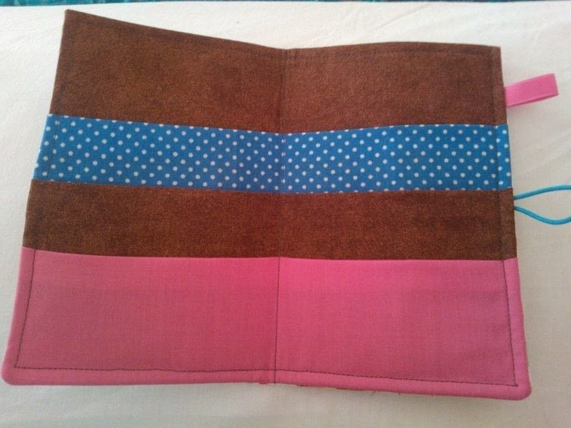 Handbag Organiser · A Bag Organiser · Sewing on Cut Out + Keep