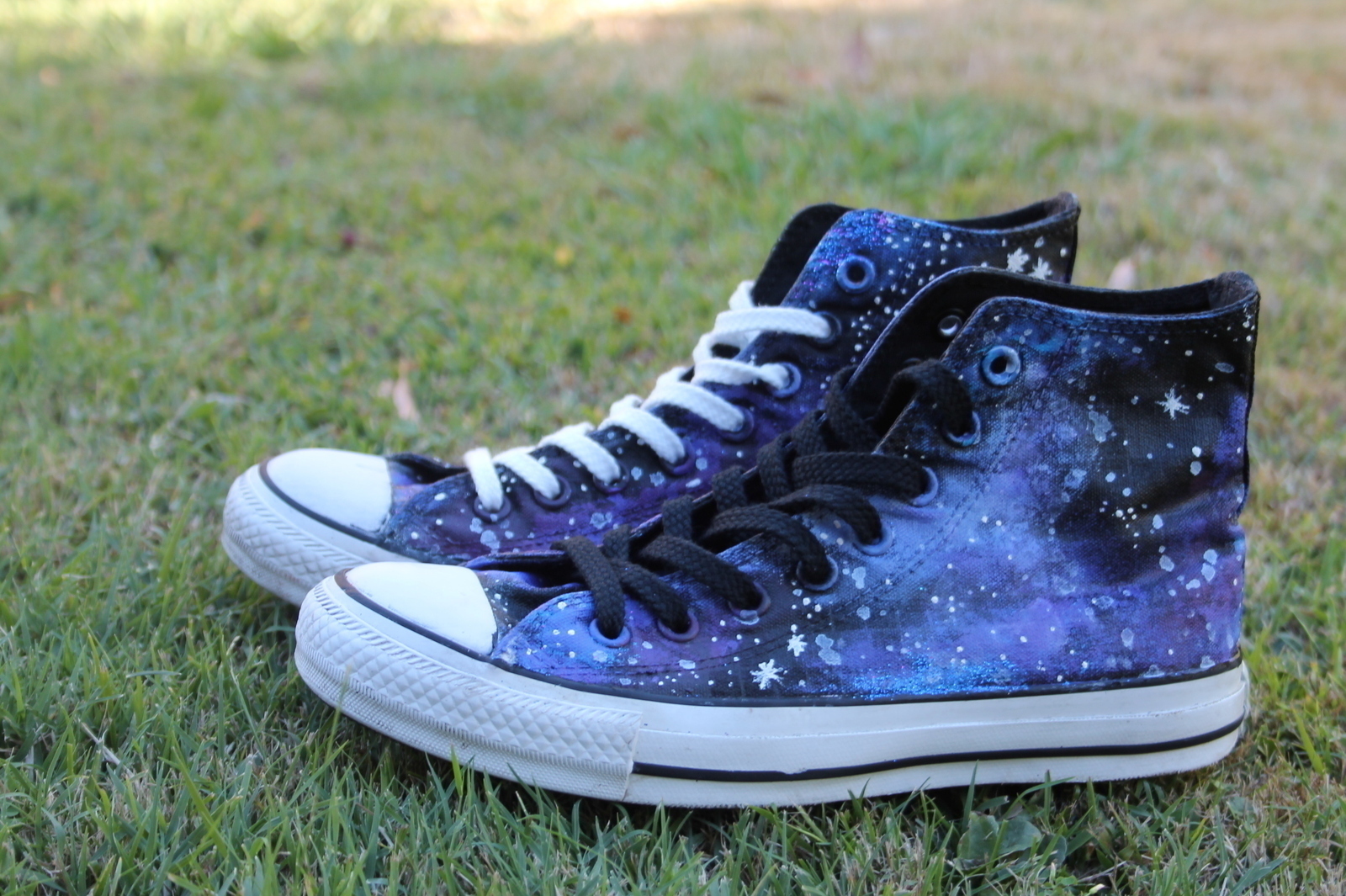 Galaxy style shop converse