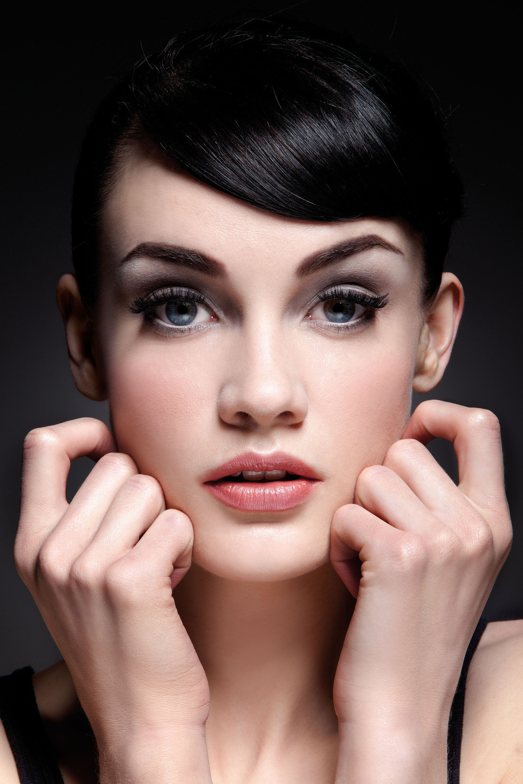 Audrey Hepburn Extract From Jemma Kidd Make Up Secrets By Jemma Kidd How To Create An Eye Makeup Look