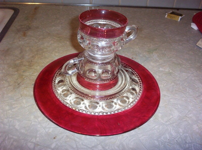 Beautiful Cake Plate · A Plate · Decorating on Cut Out + Keep