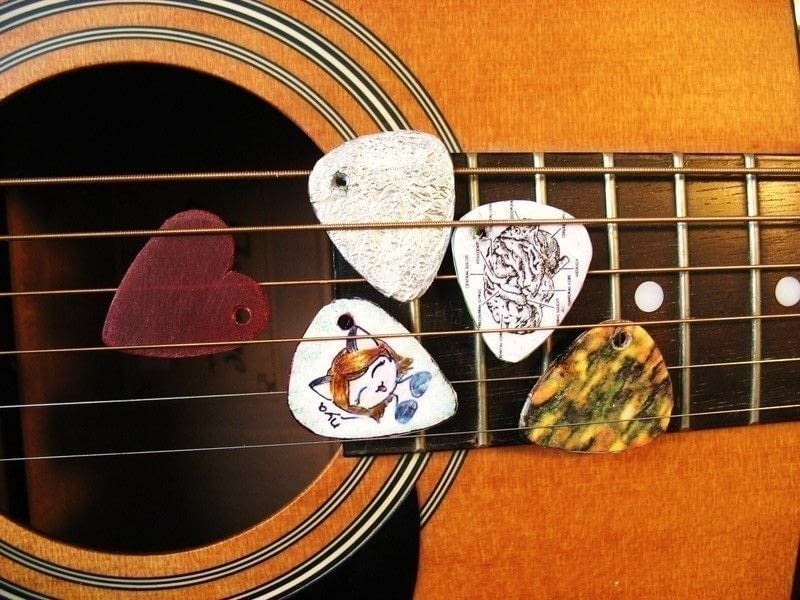 Heart Shaped Guitar Pick · How To Make A Guitar Pick